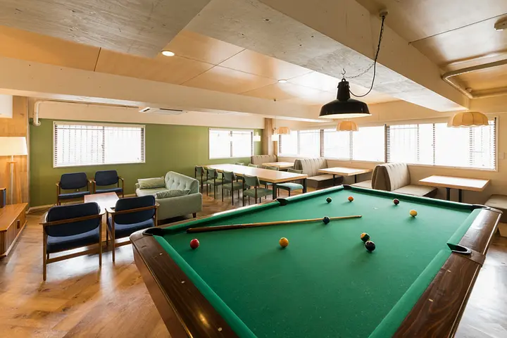 SOCIAL APARTMENT HINO