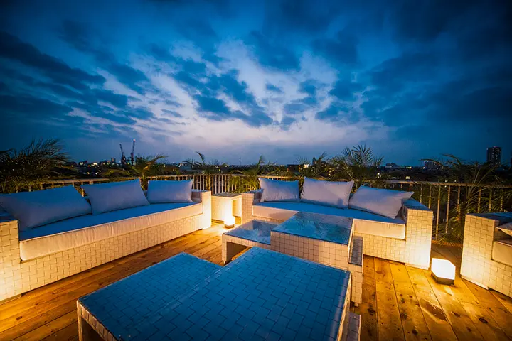 ネイバーズ本八幡