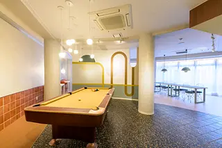 ラウンジ