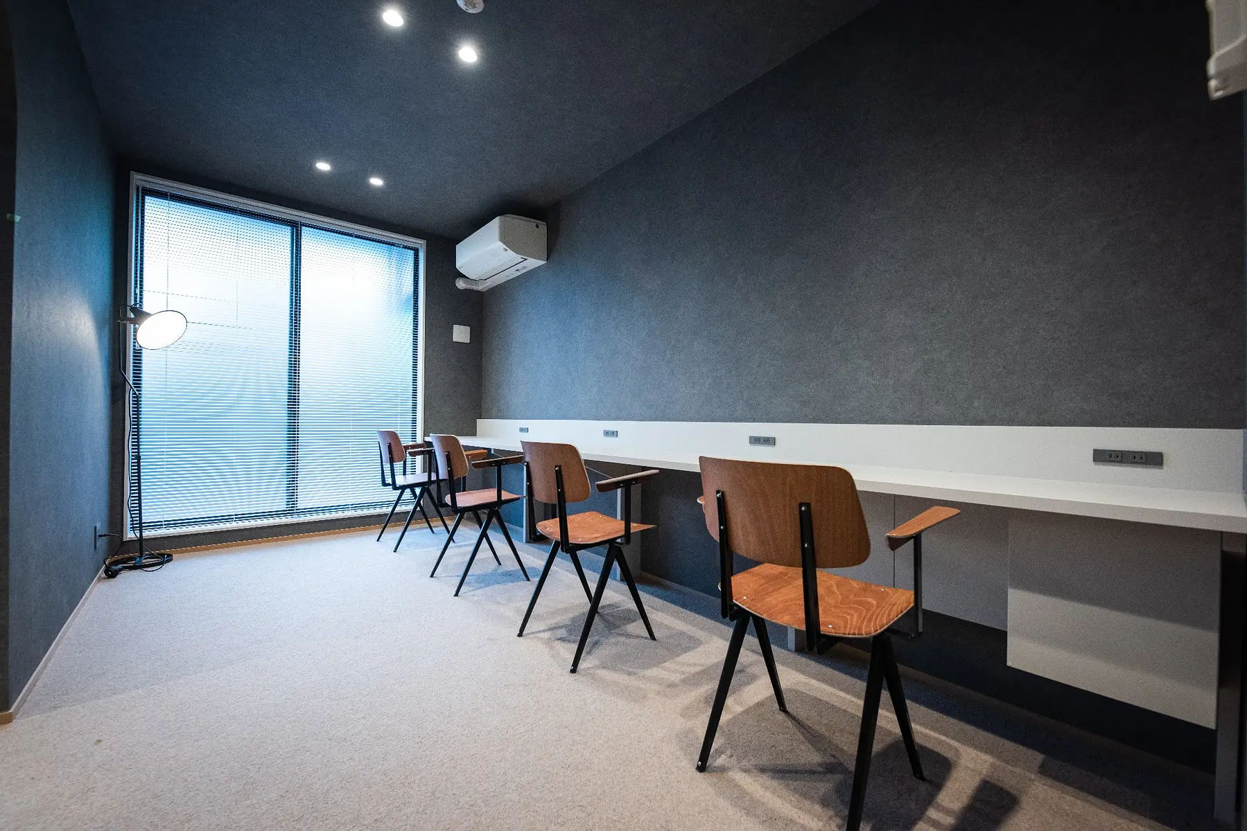 WORKING SPACE / WORKING BOOTH3
