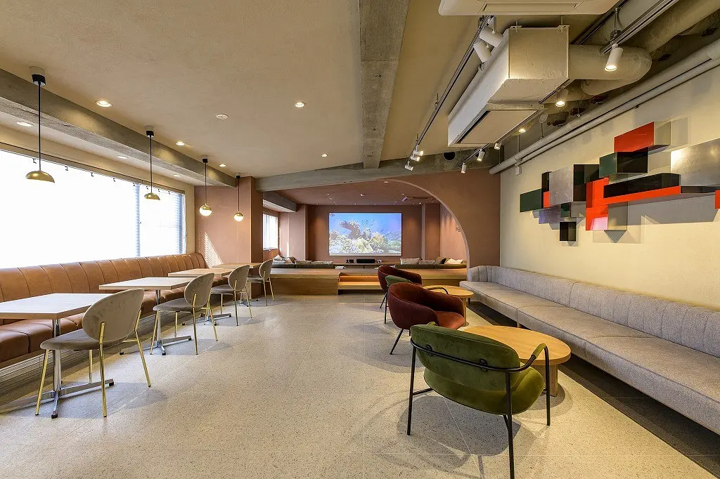 Lounge2