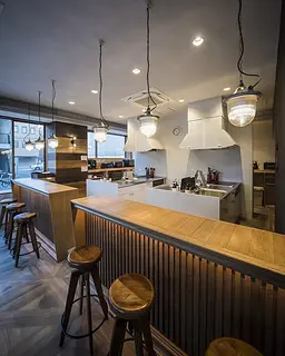 ラウンジ