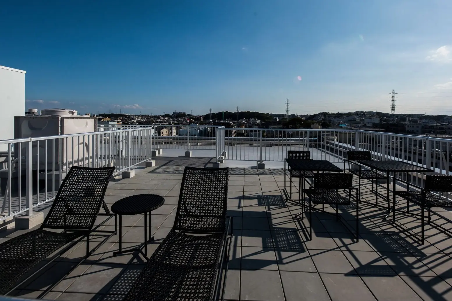 Roof Balcony2