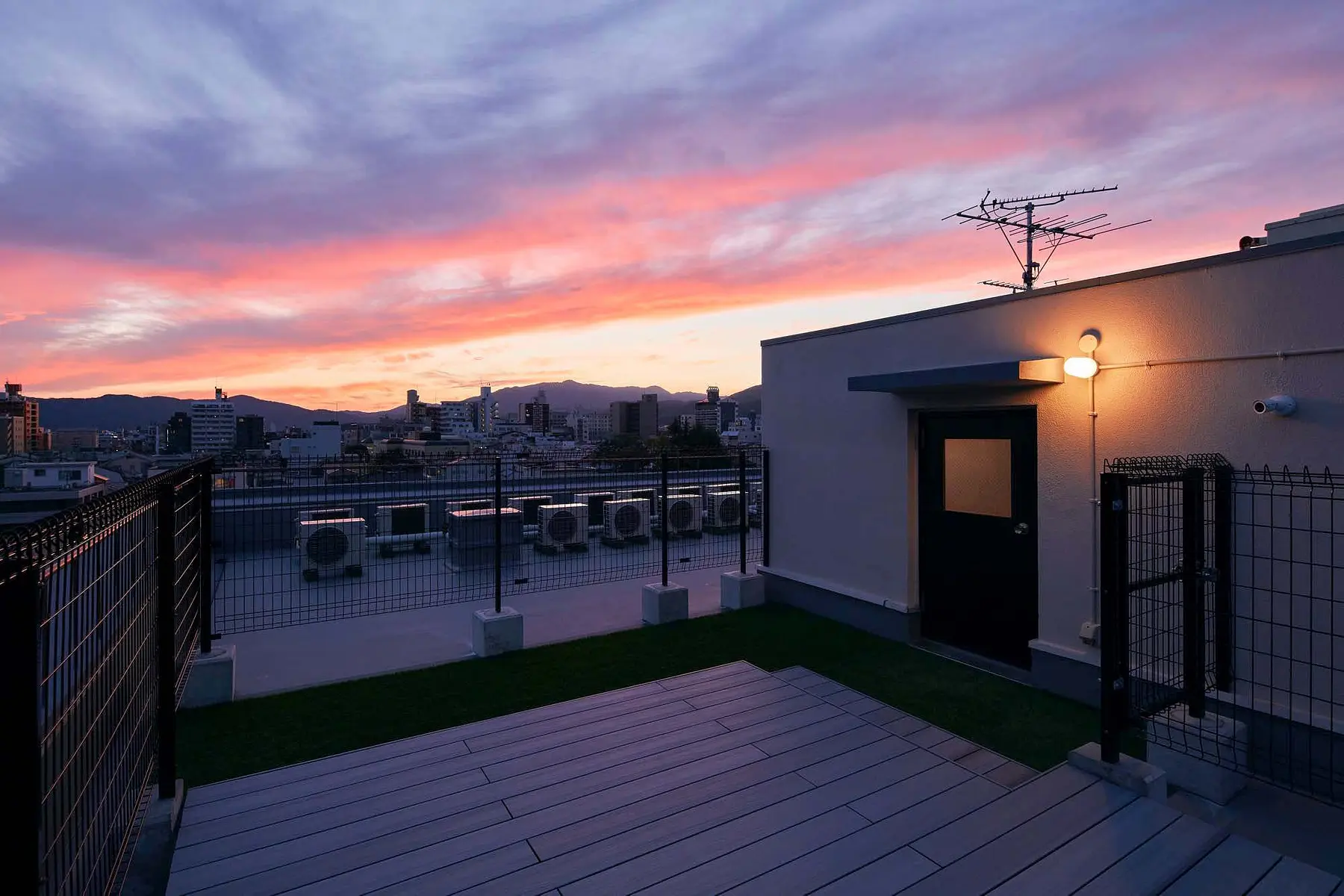 Rooftop Terrace3