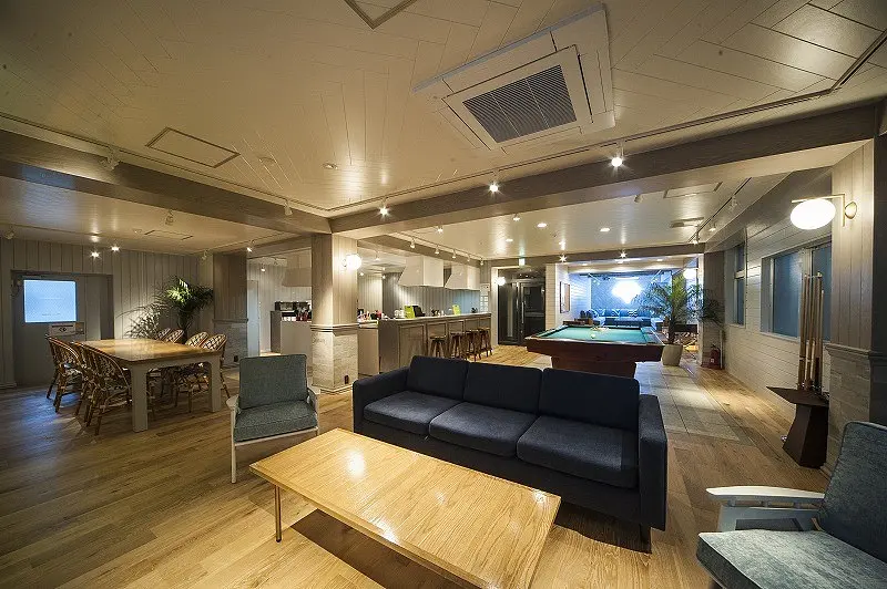 Lounge4