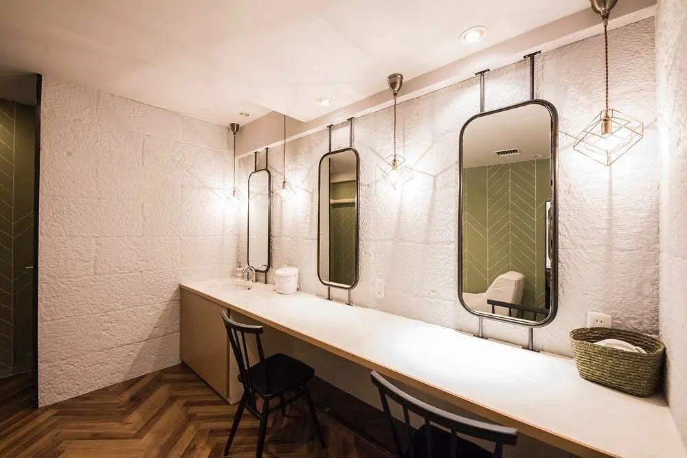 Beauty Room1