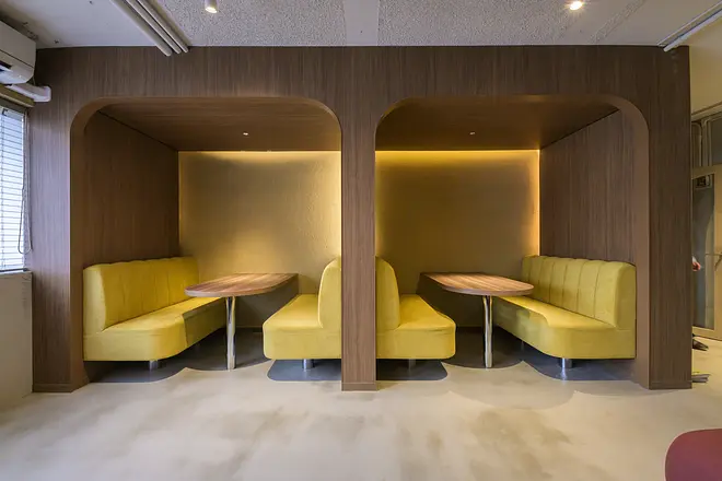 Working Lounge   	 4