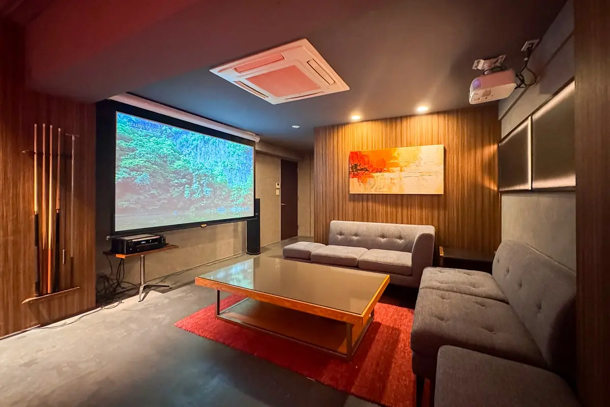 PLAY LOUNGE2