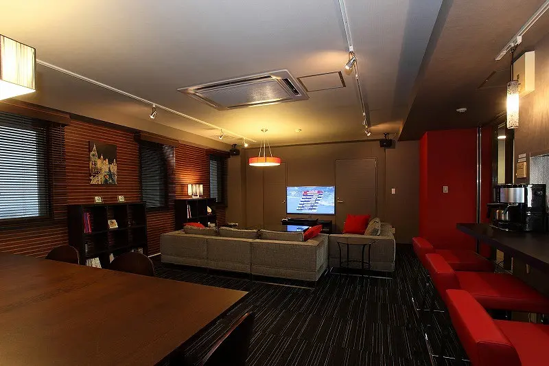 Lounge2