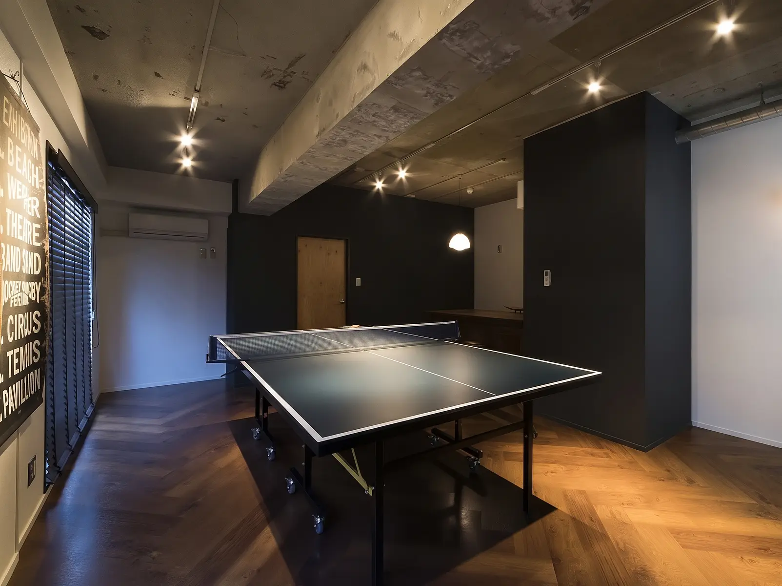 PING-PONG BAR4