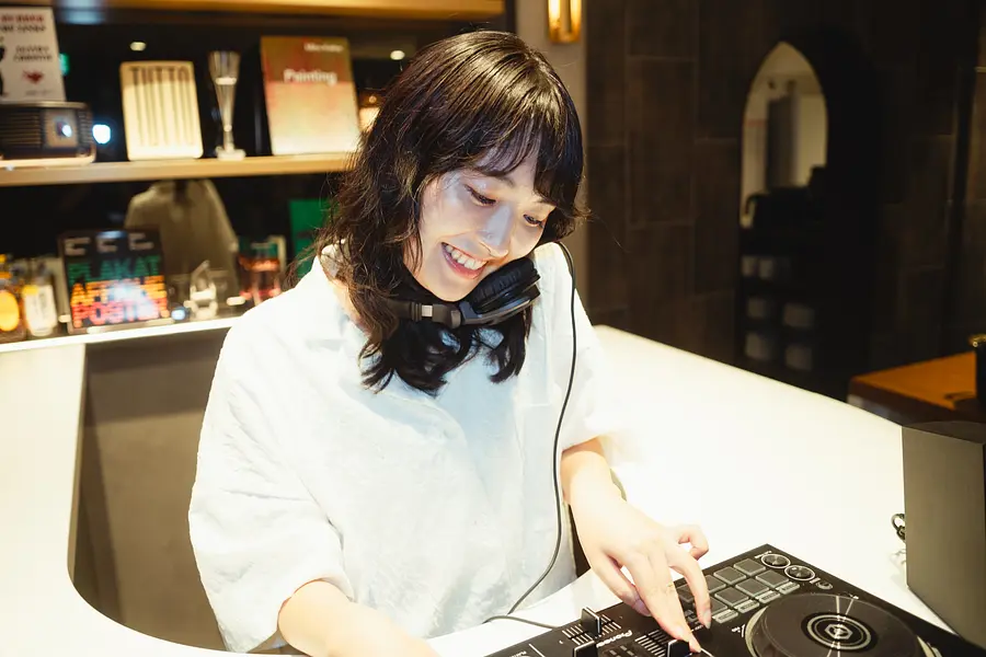 I started Djing after moving to Social Apartment and  My World expanded: How My Love for Music Led Me to Discover a New Side of Myself at Social Apartment