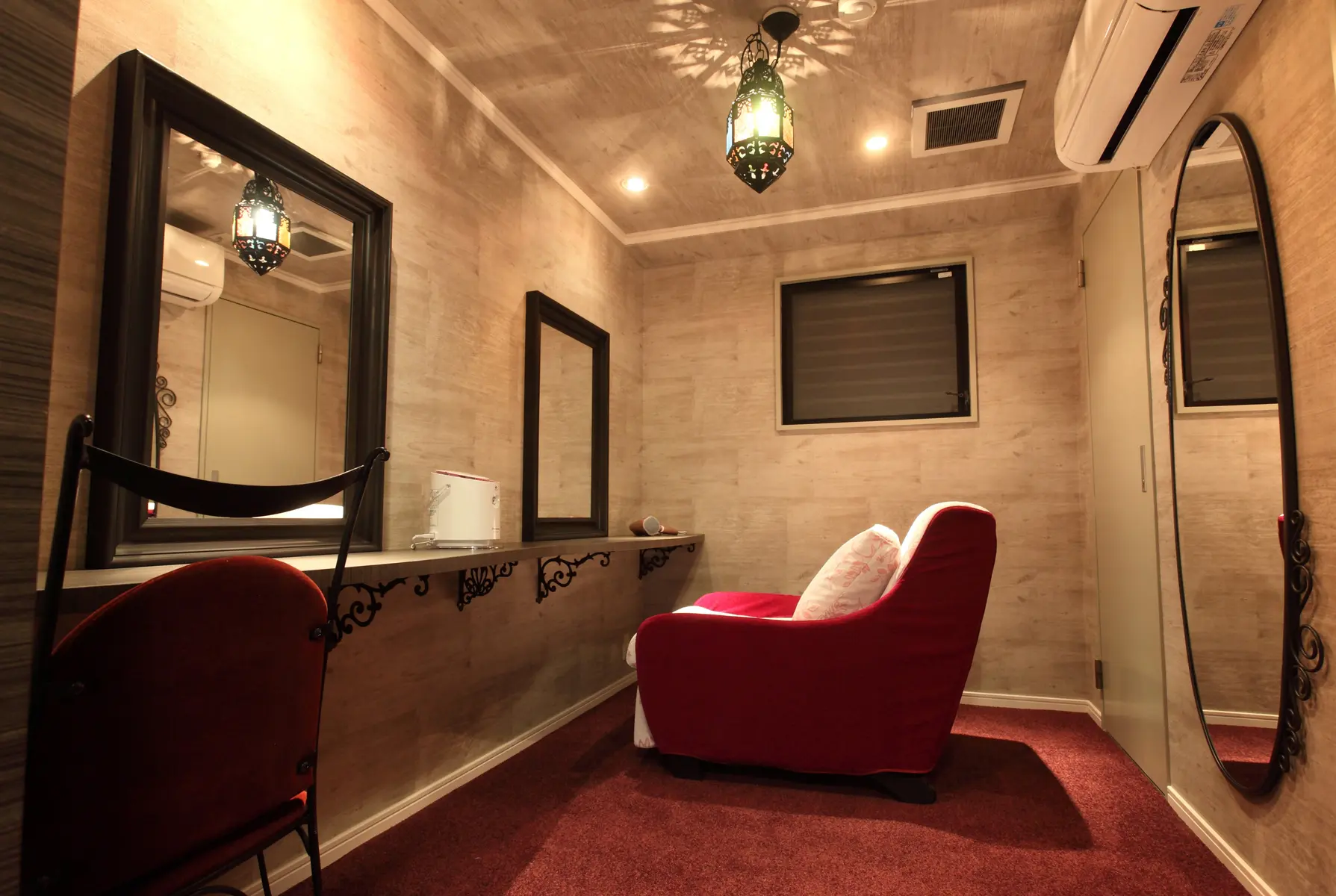 Beauty room1