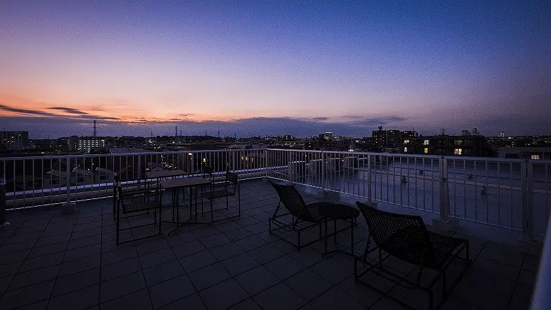 Roof Balcony4