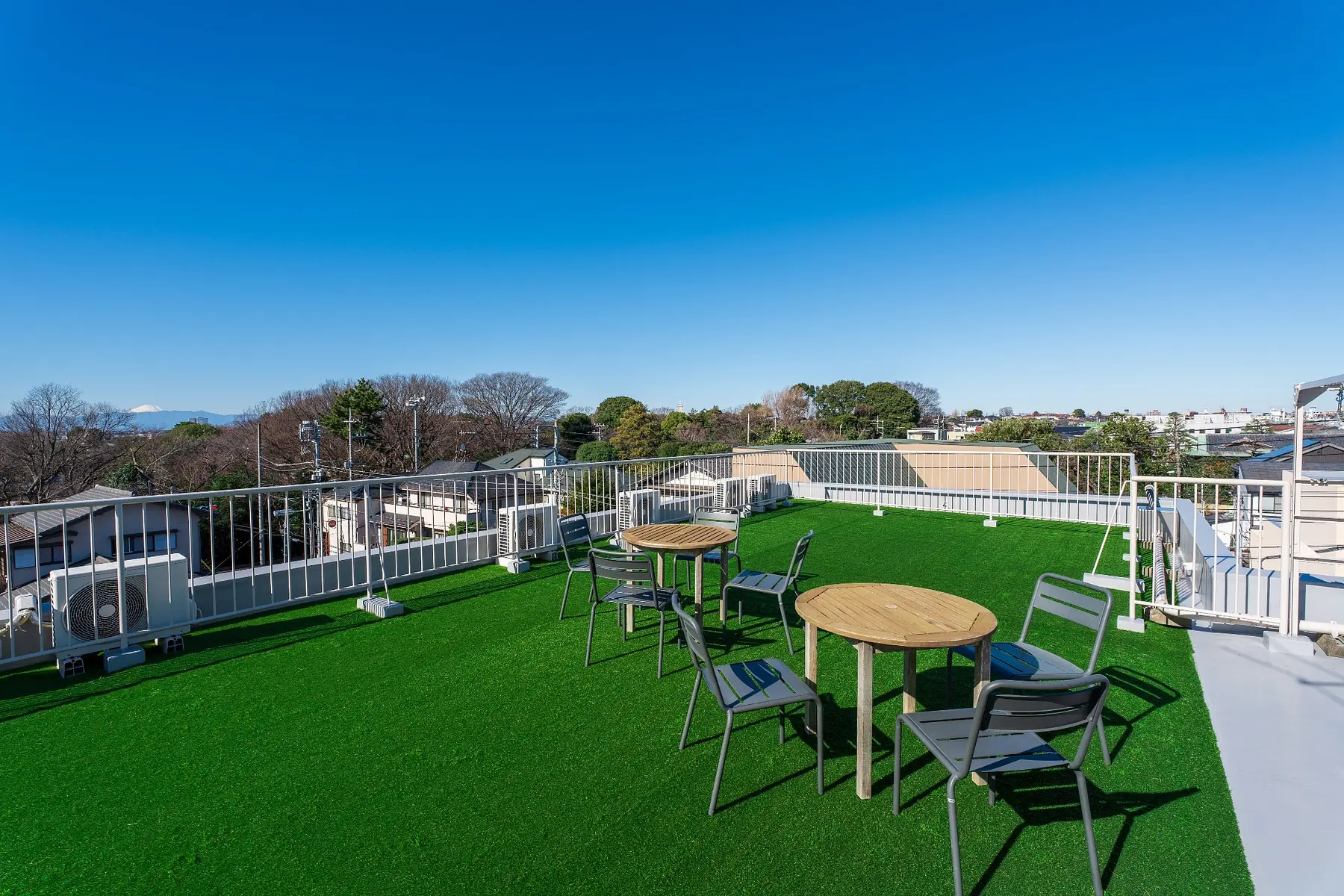 Rooftop Terrace5