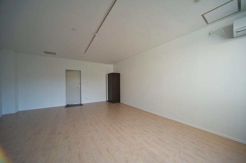 SOCIAL APARTMENT KOMAE2 110