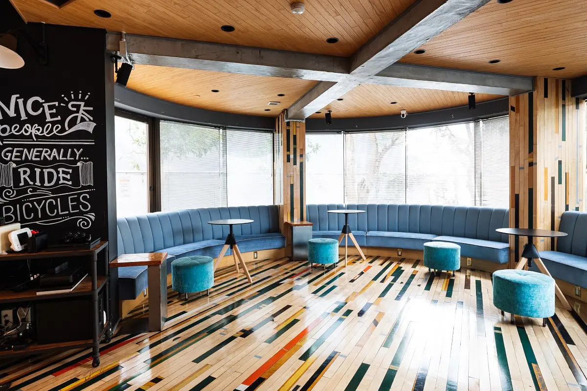 Lounge1