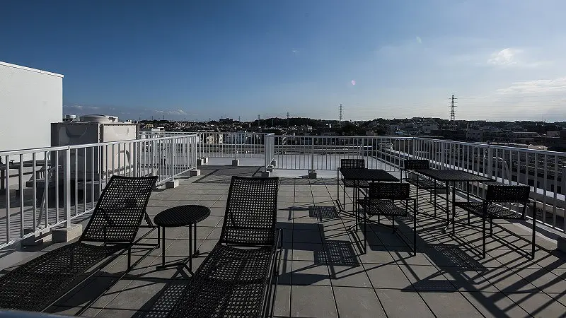 Roof Balcony2