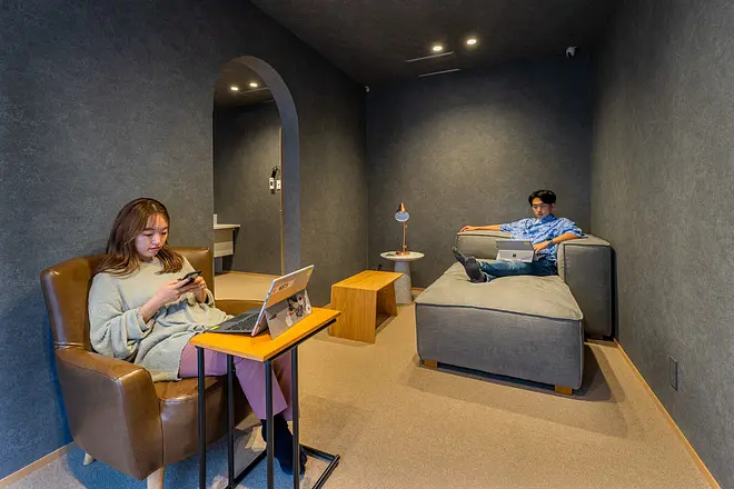 WORKING SPACE / WORKING BOOTH5