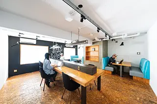 COMMON SPACE