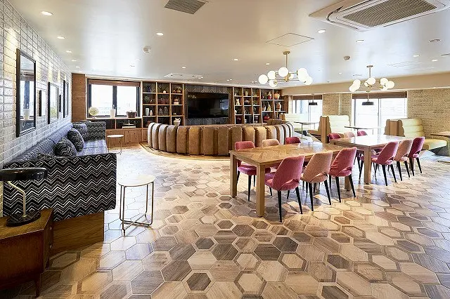 Lounge2
