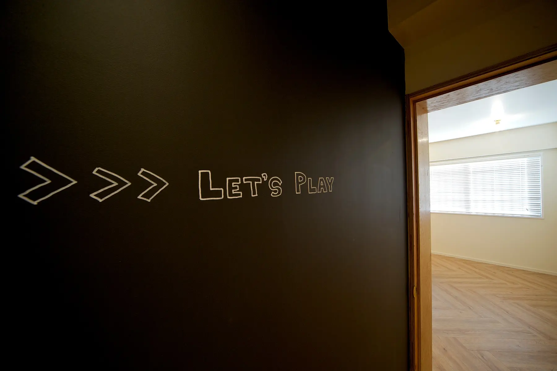 PLAY LOUNGE1