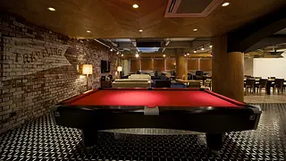 ラウンジ