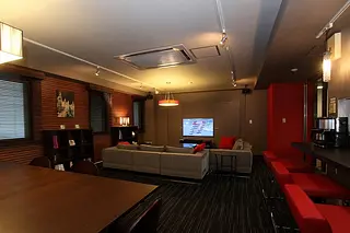 ラウンジ