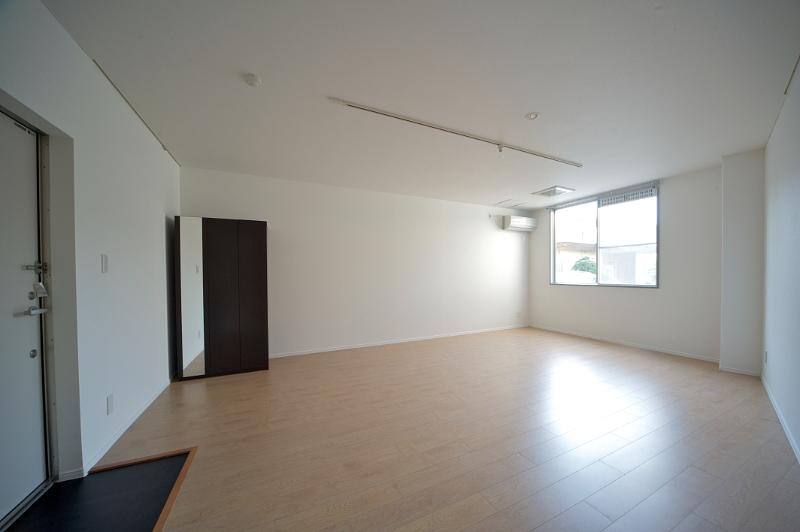 SOCIAL APARTMENT KOMAE1 110