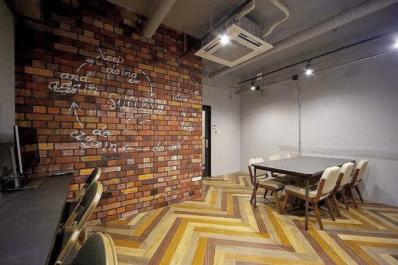 Working Space3