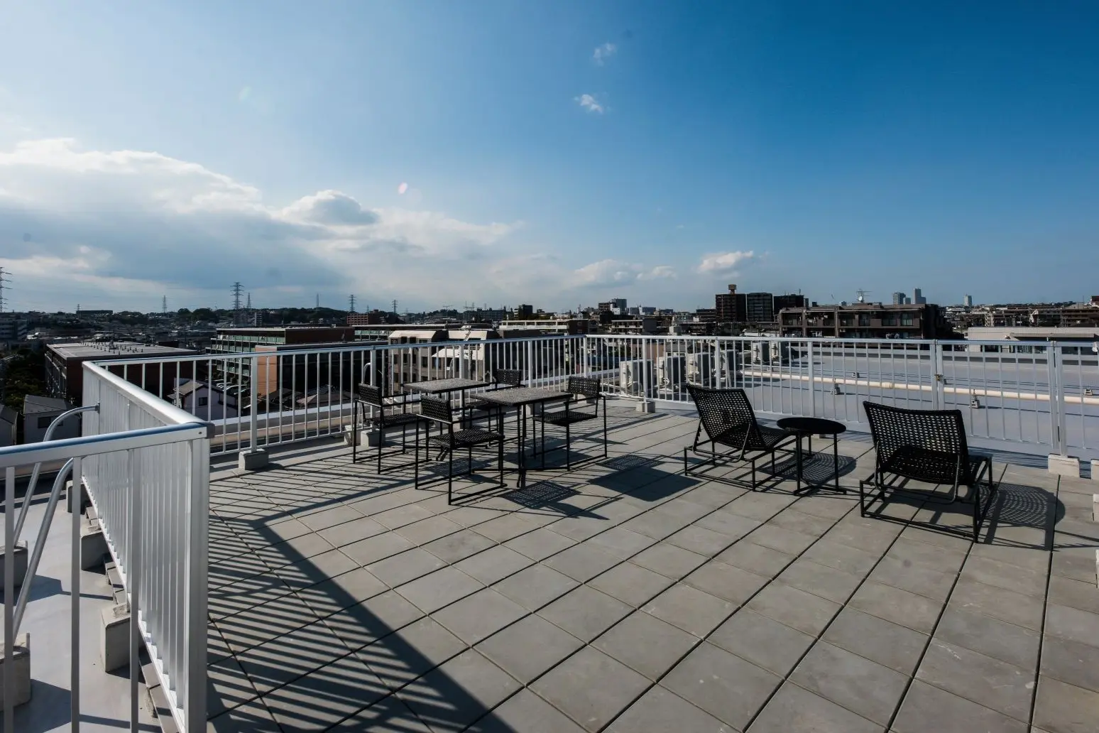 Roof Balcony1