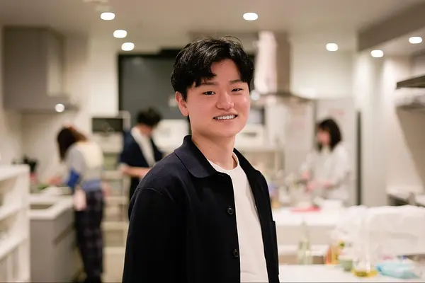 「東京でのひとり暮らしは絶対にあかん」22歳で上京した新卒が、貯金を捨ててでもソーシャルアパートメントを選んだ理由。