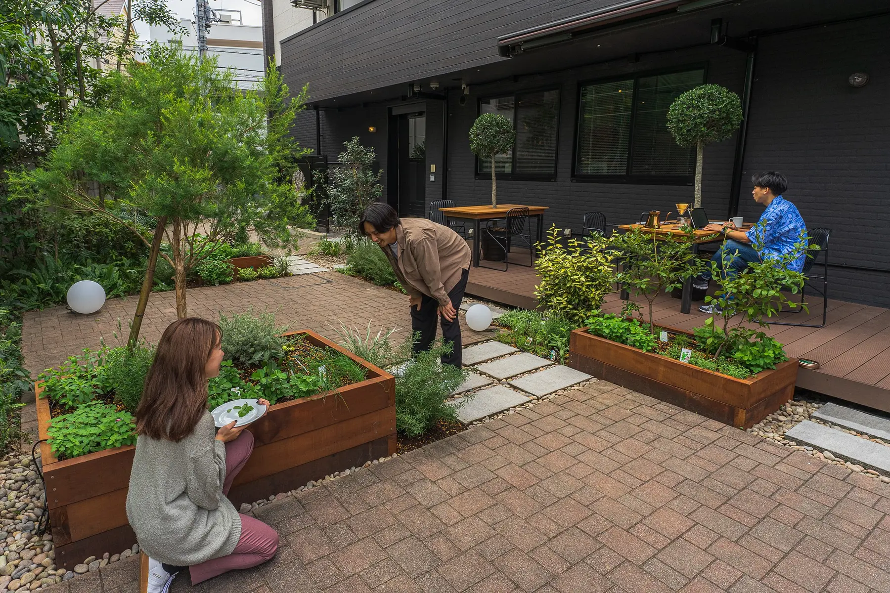 GARDEN2
