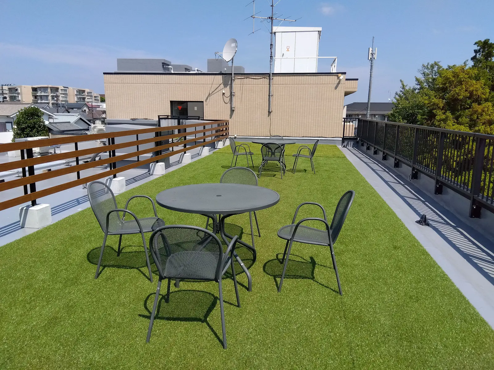 Rooftop Terrace2