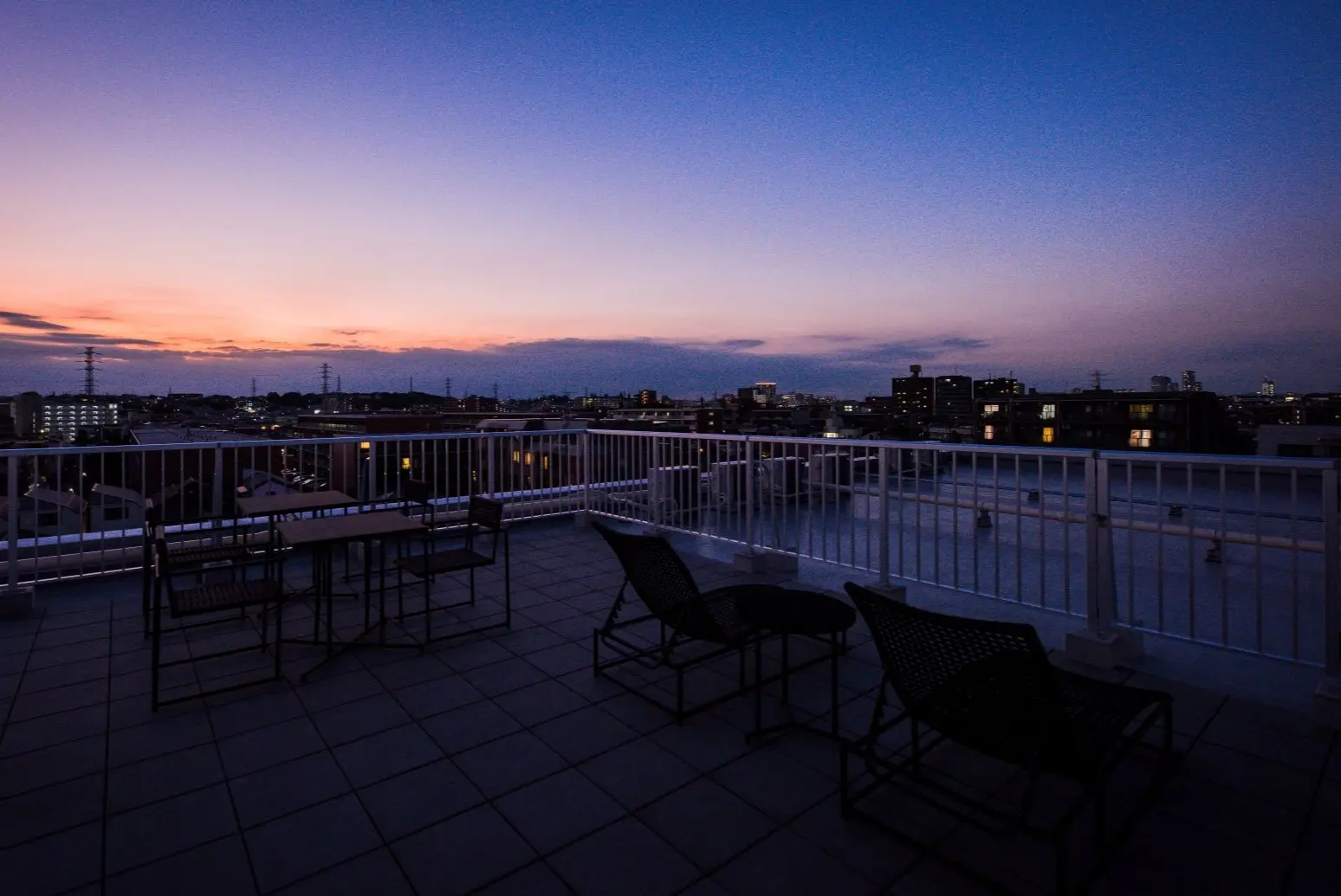 Roof Balcony4