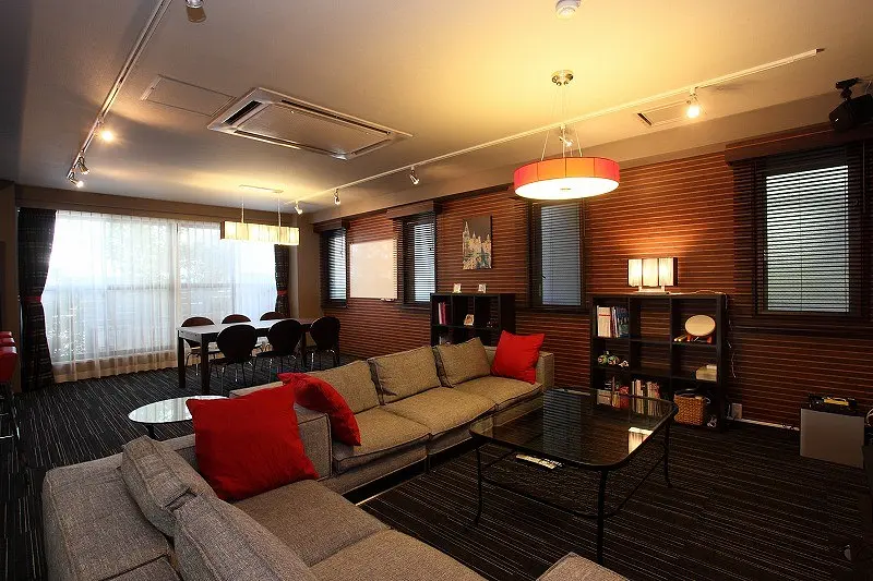 Lounge1