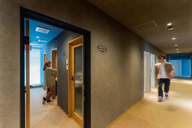 WORKING SPACE / WORKING BOOTH